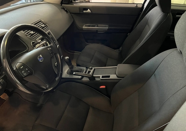 Volvo V50 cena 34500 przebieg: 208000, rok produkcji 2012 z Radzyń Chełmiński małe 379